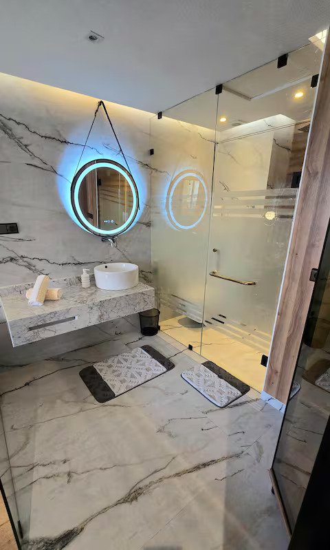 Evasion de luxe -Vue Piscine — 1 chambres, Résidence Islane Hay Al Mohammadi — Coin Du Ciel