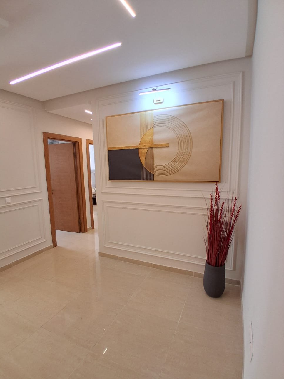 L'Écrin Doré : S+2 Luxe-piscine — 2 chambres, Islane Hay El Mohamamdi — Coin Du Ciel