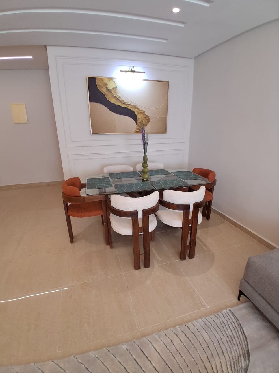 L'Écrin Doré : S+2 Luxe-piscine — 2 chambres, Islane Hay El Mohamamdi — Coin Du Ciel