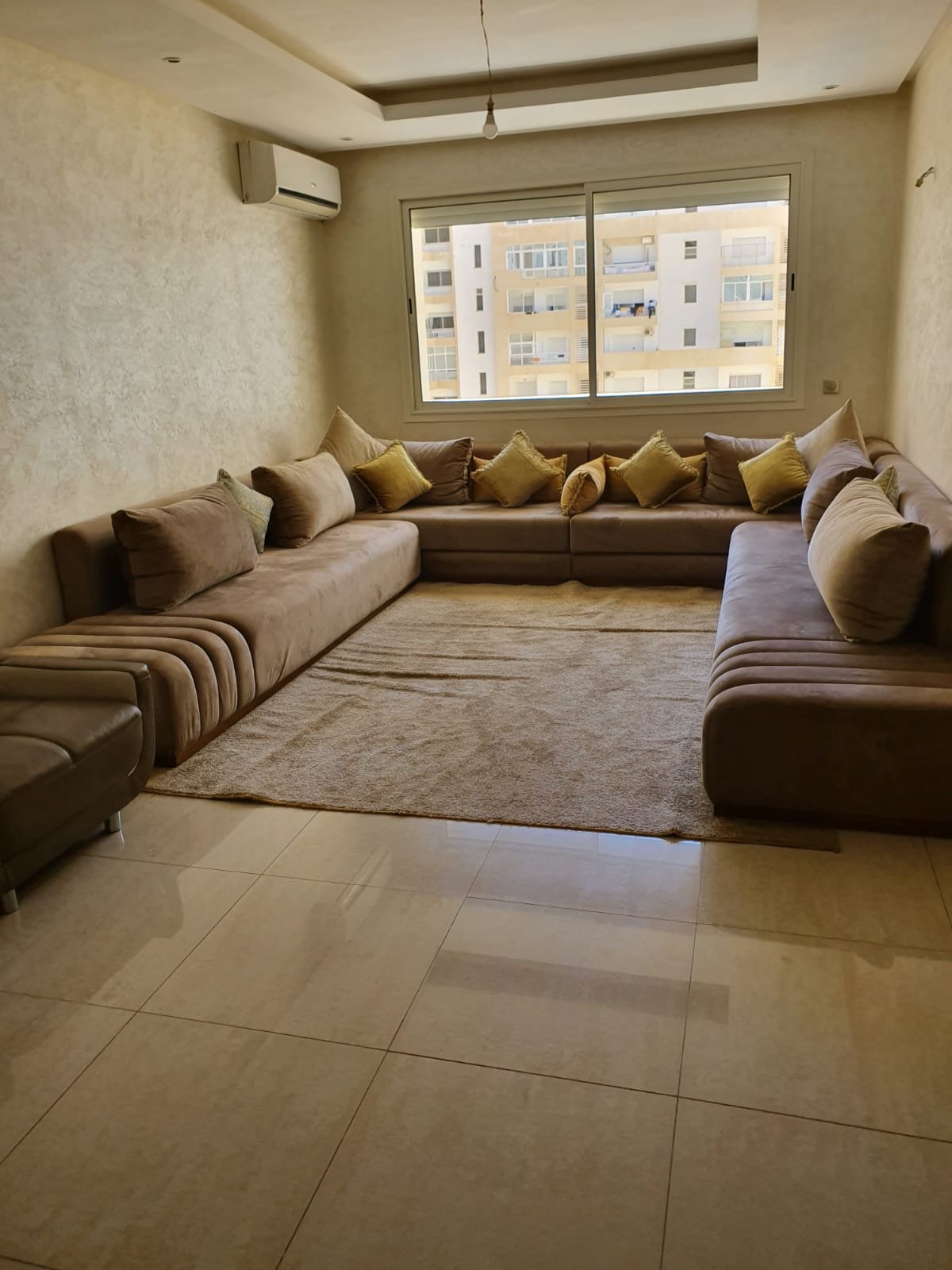 🌟 Exclusivité – Magnifique Appartement S+2 Meublé Clé en Main avec Piscine — Hay El Mohammadi, Agadir